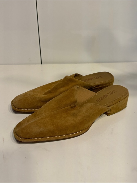 Steve Madden Shoes - Used Steve Madden Tan Suede Slip-On Loafers women’s 6